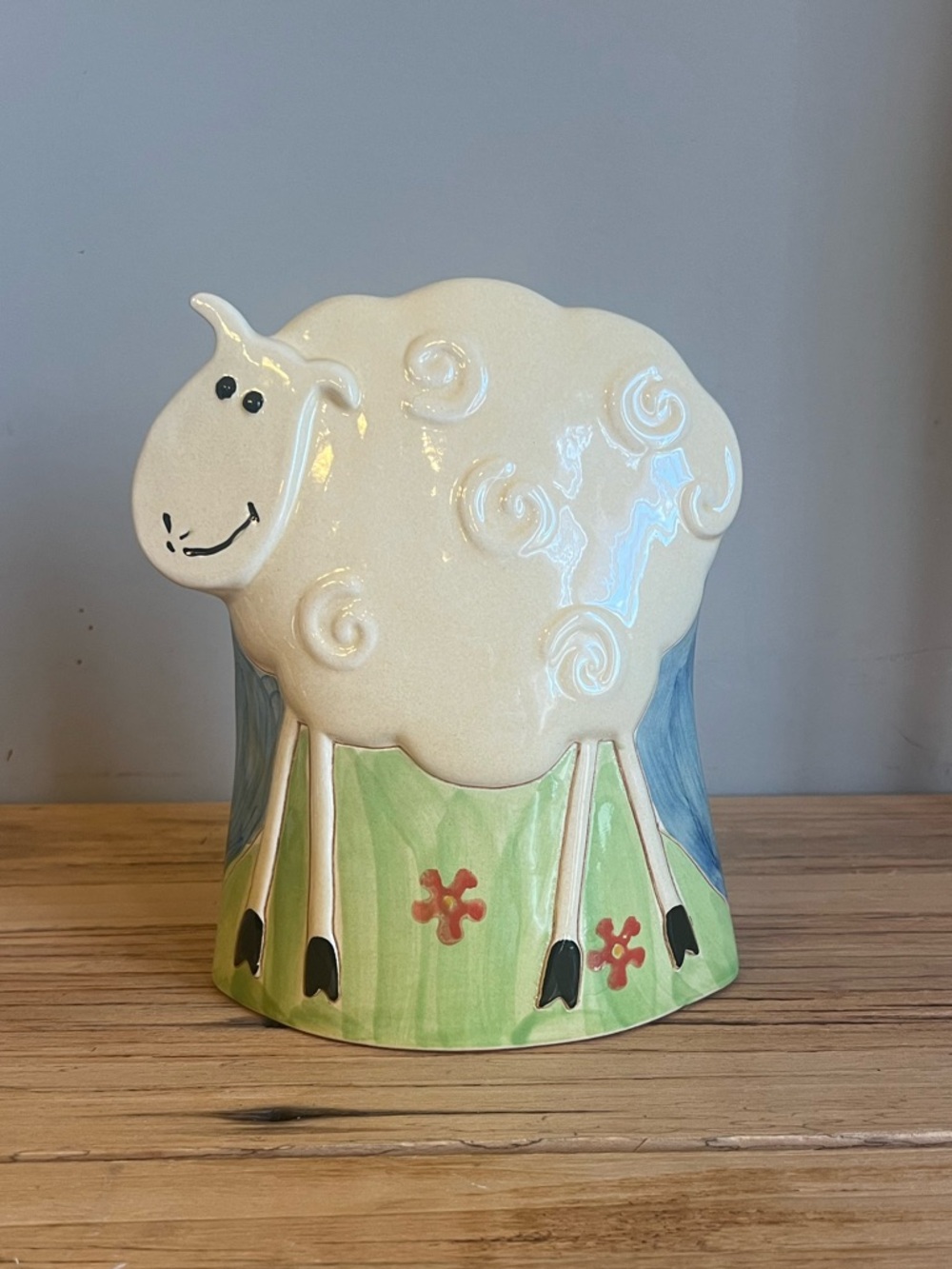 Modle Whimsical Ceramic Sheep Sculpture - Pastel Decorative Accent Figurine